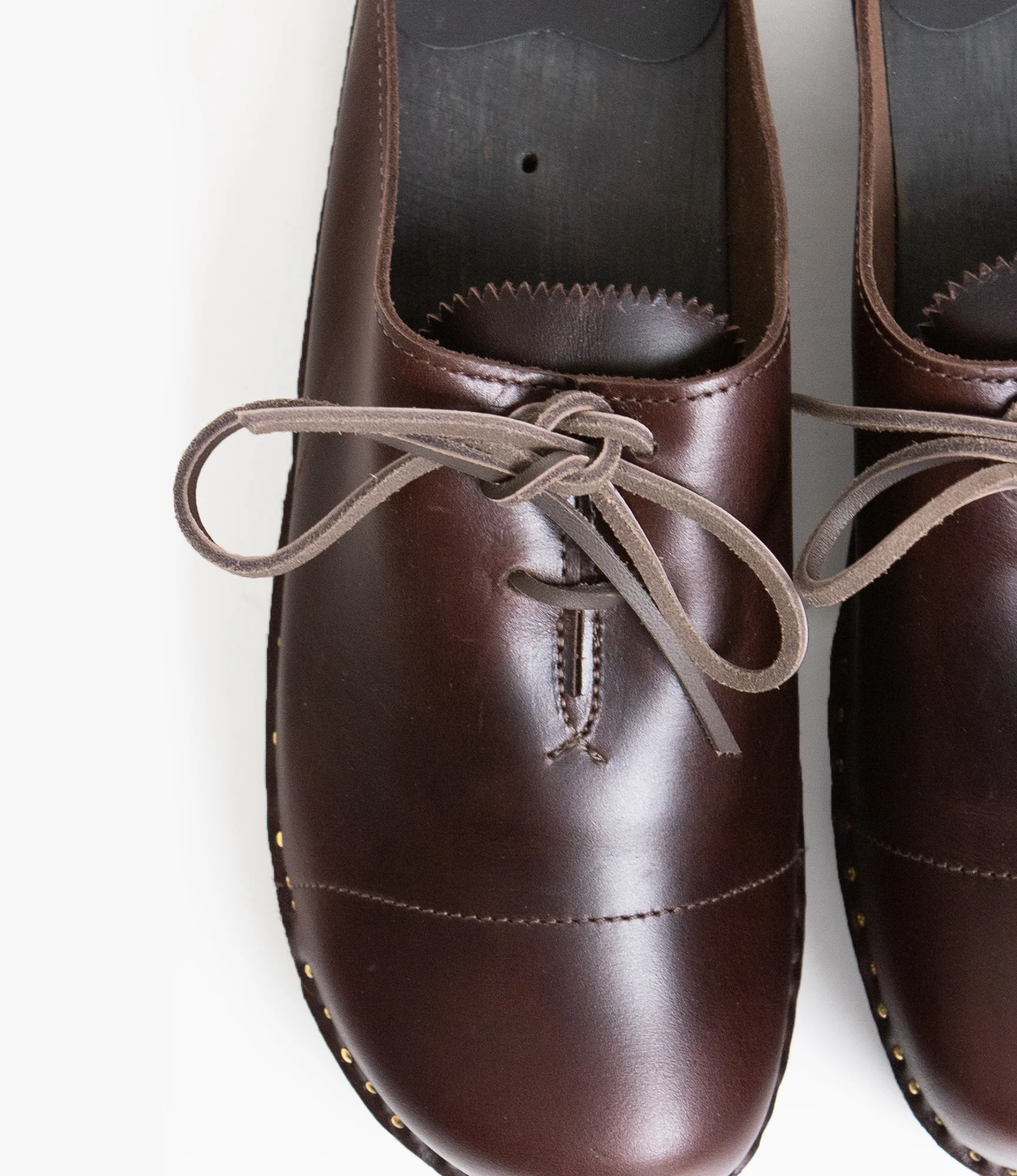 'Alps' Centre Lace Clog – Brown Leather - Image 5