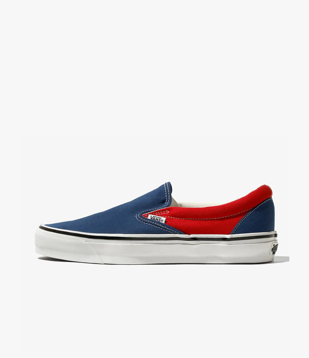 Classic Slip-On 98 – Red/Navy Canvas
