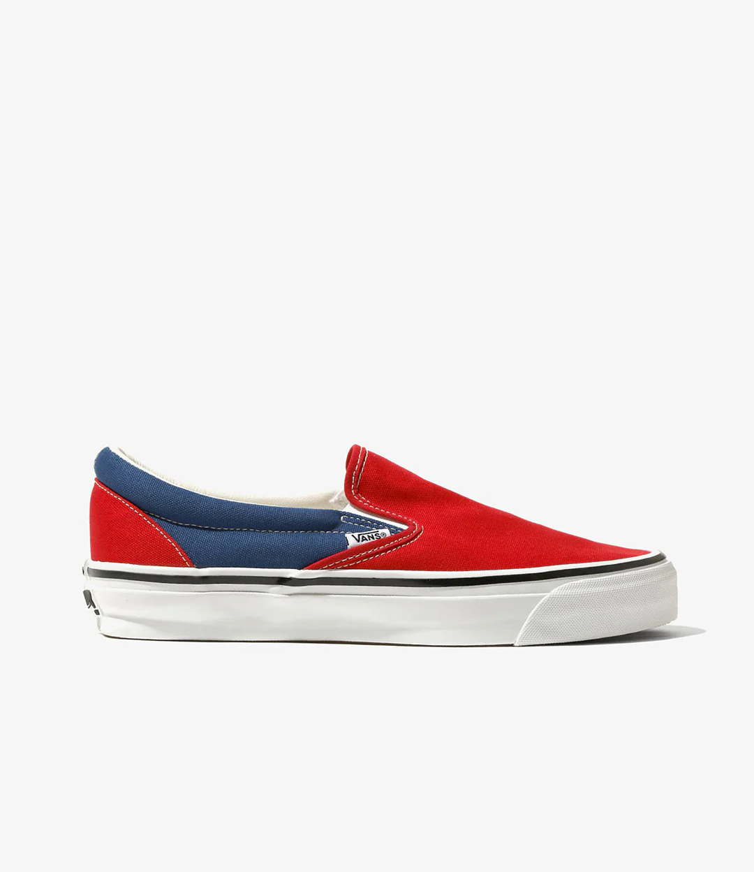Classic Slip-On 98 – Red/Navy Canvas - Image 2