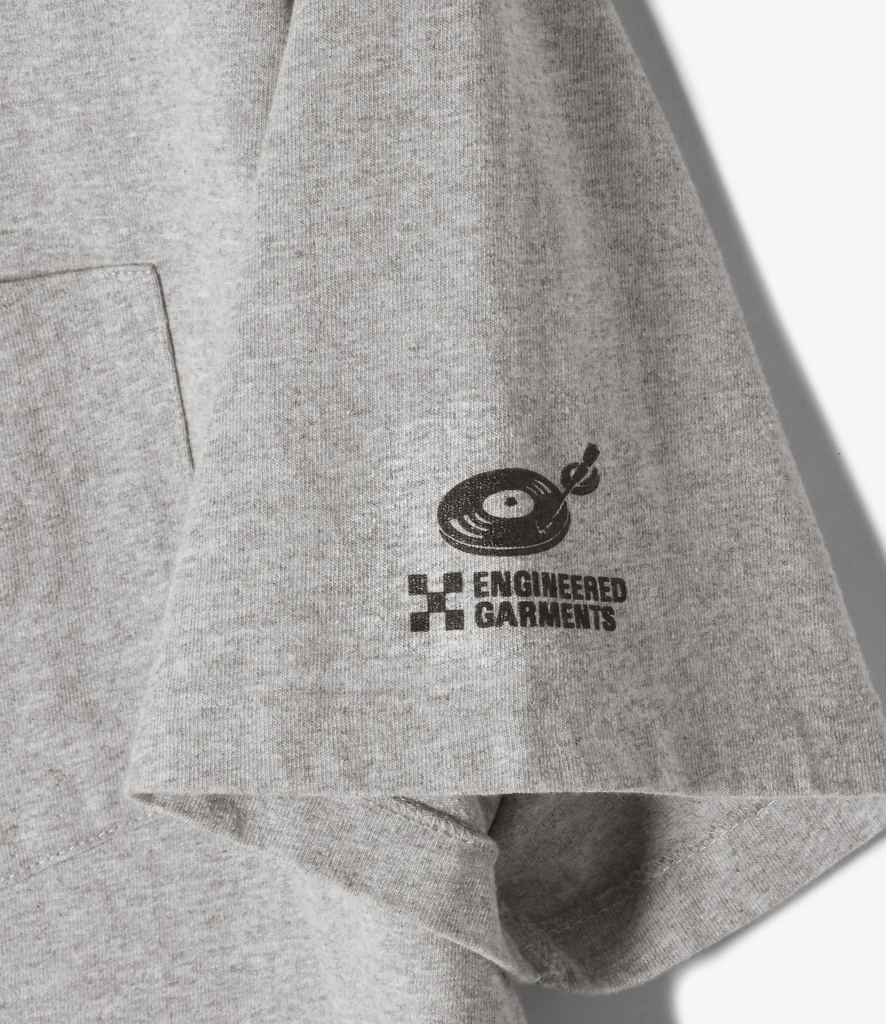 Cross Neck T–Shirt – Grey 'Footprint' Print - Image 4