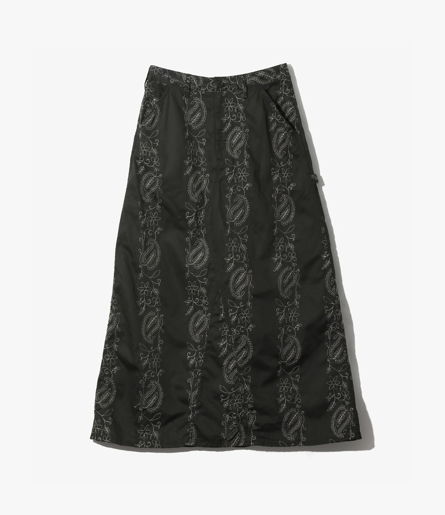 Painter Skirt – Black Embroidered Twill