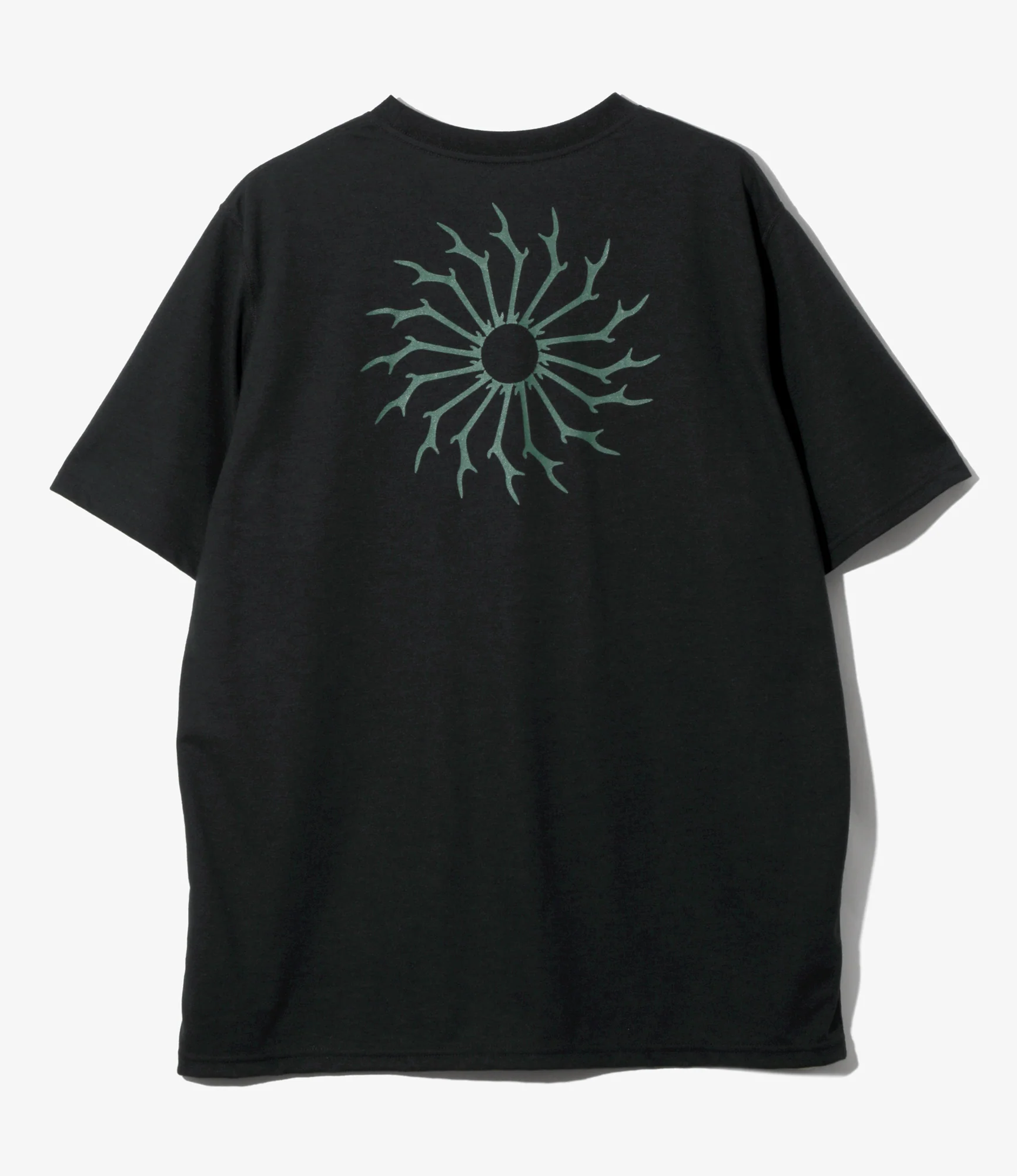 Round Pocket T-Shirt – Black 'Circle Horn' Print - Image 3