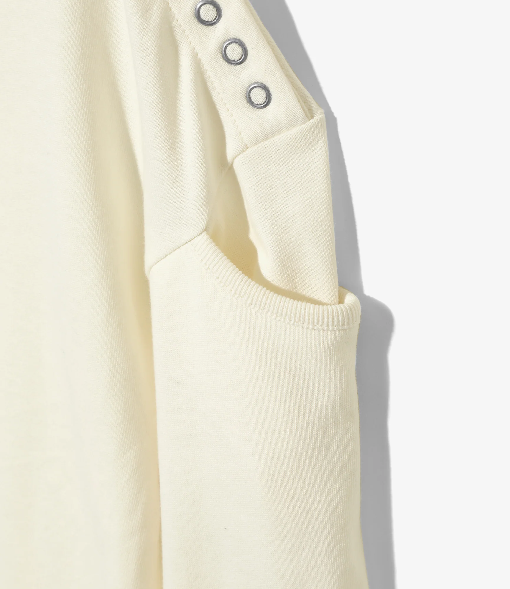 Fisherman Boat Neck Snap Shoulder Shirt – Off White - Image 3